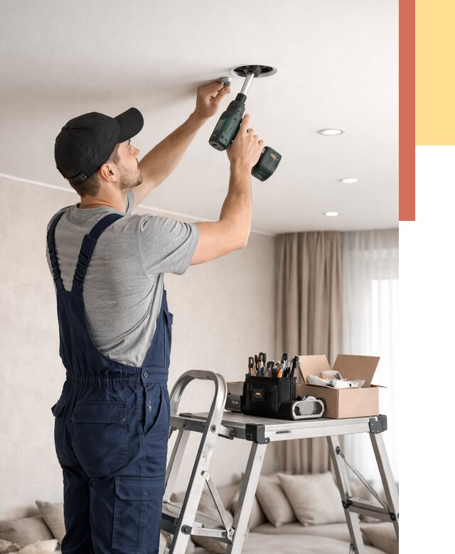 Установка и монтаж точечных светильников в натяжной потолок в Кунгуре от 1846 руб. | ОТДЕЛОЧНИК-Кнг